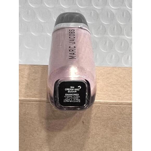 Marc Jacobs Enamored Hi-Shine Gloss Lip Lacquer #364 CREAM AND SUGAR Mini Sealed - Picture 3 of 3